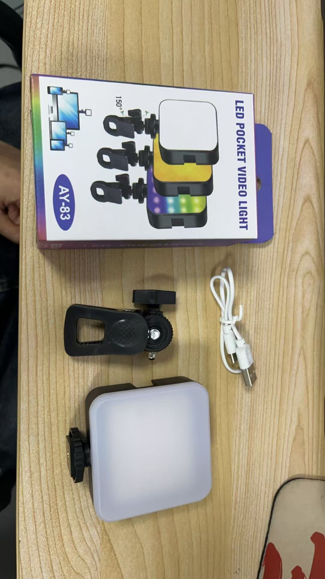 Lampa kieszonkowa RGB do fotog – Photography Lighting Game recenzja i cena